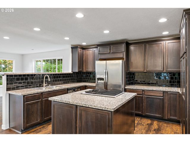 485 Se CENTURION Ave, Gresham, OR 97030