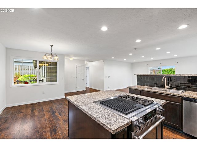 485 Se CENTURION Ave, Gresham, OR 97030
