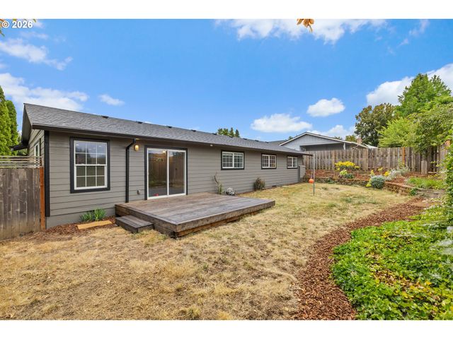 485 Se CENTURION Ave, Gresham, OR 97030