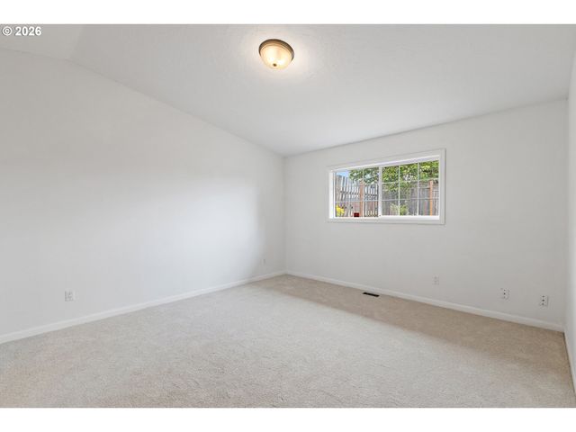 485 Se CENTURION Ave, Gresham, OR 97030