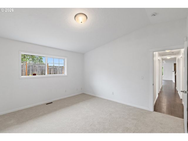 485 Se CENTURION Ave, Gresham, OR 97030