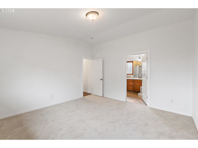 485 Se CENTURION Ave, Gresham, OR 97030