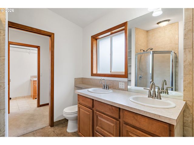 485 Se CENTURION Ave, Gresham, OR 97030