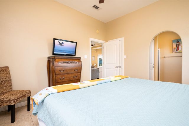 1799 Redfish Lane, Crystal Beach, TX 77650