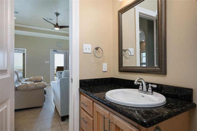 1799 Redfish Lane, Crystal Beach, TX 77650