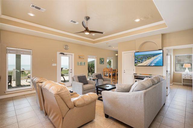 1799 Redfish Lane, Crystal Beach, TX 77650