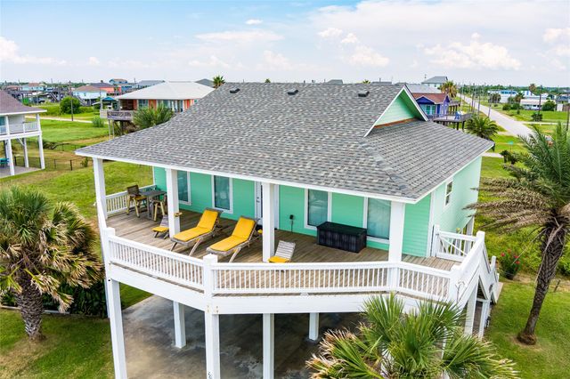 1799 Redfish Lane, Crystal Beach, TX 77650