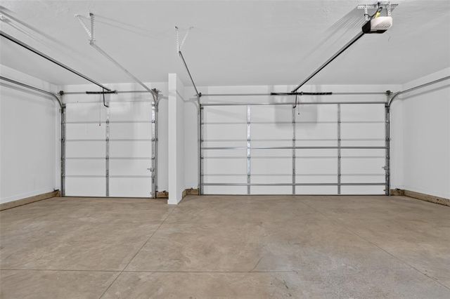 10433 SW 51st Street, Mustang, OK 73064