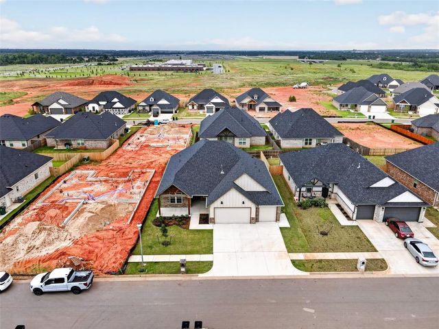 10433 SW 51st Street, Mustang, OK 73064