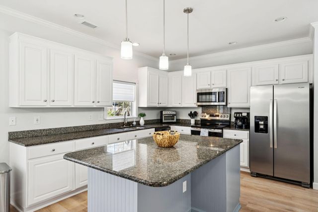 2730 Seastrand Lane, Mount Pleasant, SC 29466