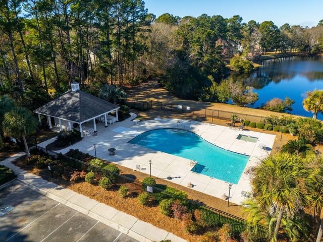 2730 Seastrand Lane, Mount Pleasant, SC 29466