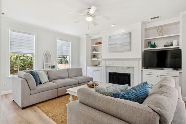 2730 Seastrand Lane, Mount Pleasant, SC 29466