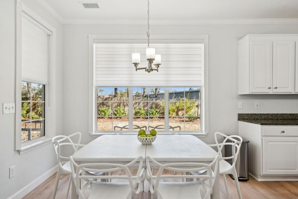 Image 16 of property listing at 2730 Seastrand Lane, Mount Pleasant, SC 29466