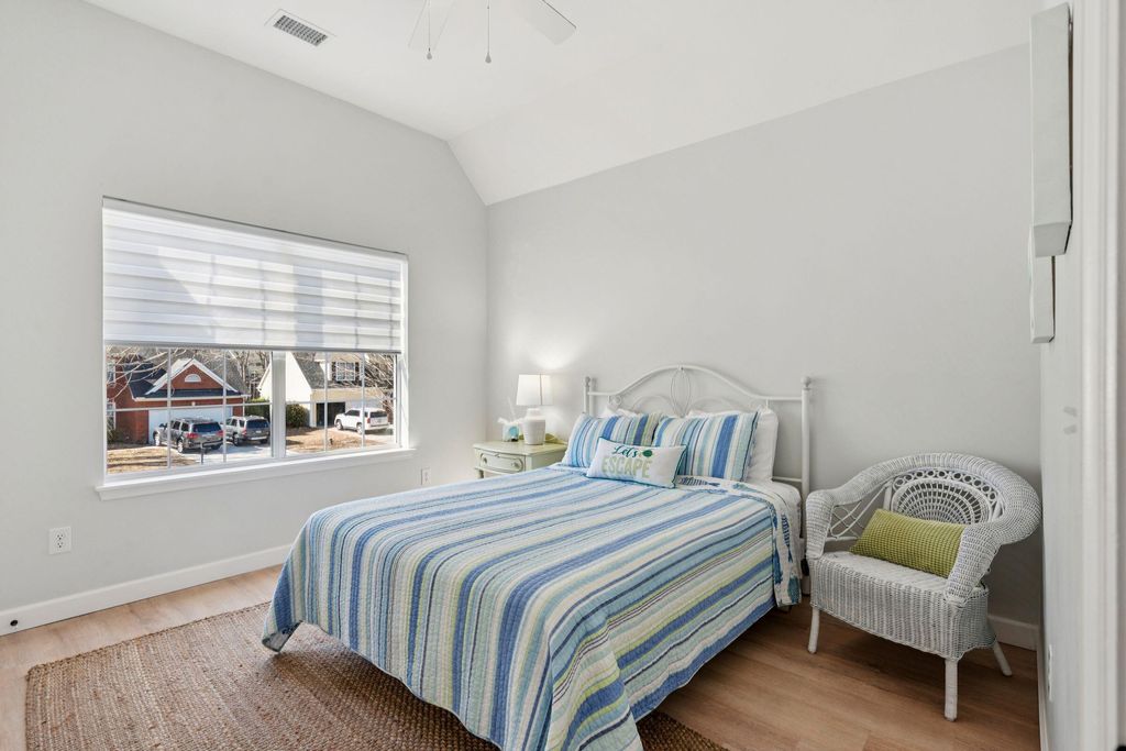 Image 23 of property listing at 2730 Seastrand Lane, Mount Pleasant, SC 29466