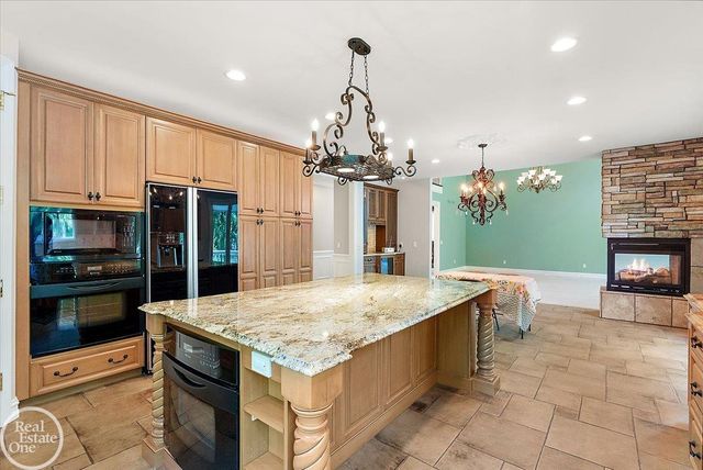 57177 Covington Drive, Washington Twp, MI 48094