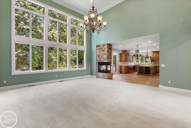 57177 Covington Drive, Washington Twp, MI 48094