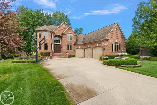 57177 Covington Drive, Washington Twp, MI 48094