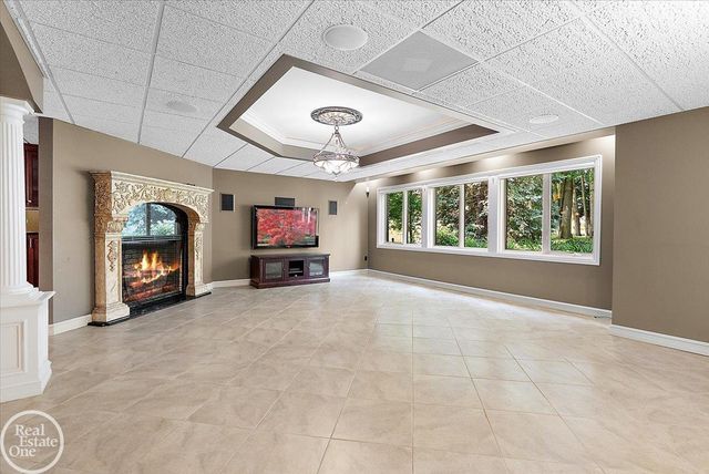 57177 Covington Drive, Washington Twp, MI 48094