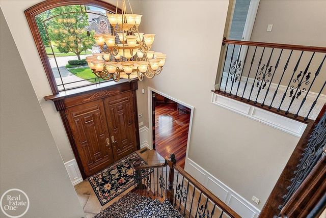 57177 Covington Drive, Washington Twp, MI 48094
