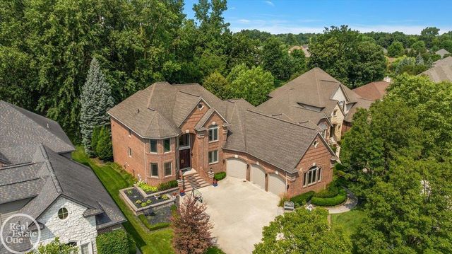 57177 Covington Drive, Washington Twp, MI 48094