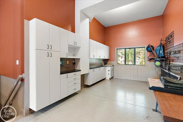 57177 Covington Drive, Washington Twp, MI 48094