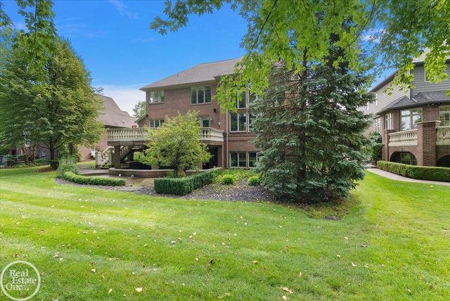 57177 Covington Drive, Washington Twp, MI 48094