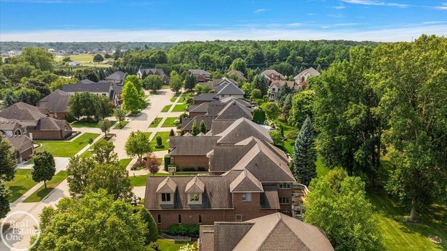57177 Covington Drive, Washington Twp, MI 48094