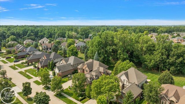 57177 Covington Drive, Washington Twp, MI 48094