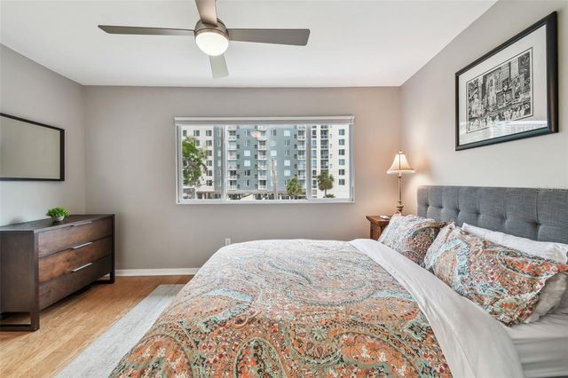 337 4TH AVENUE S, St Petersburg, FL 33701