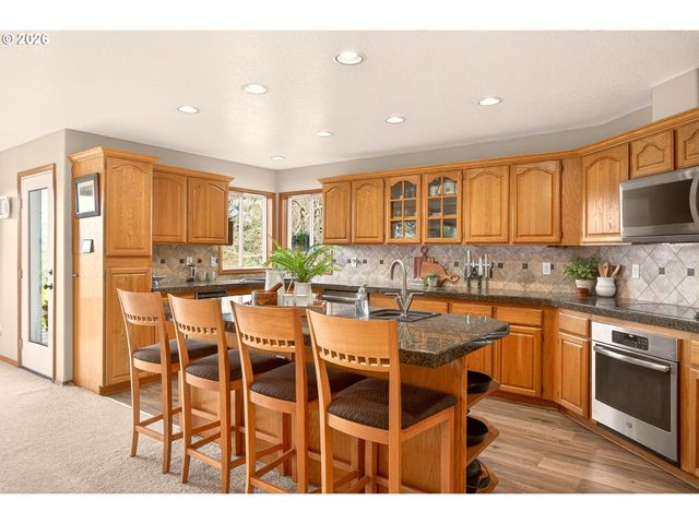 832 Wildlife Dr, Washougal, WA 98671