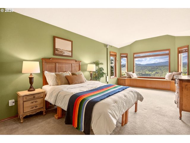 832 Wildlife Dr, Washougal, WA 98671