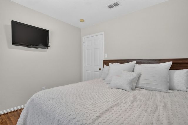 3804 Oak Park Drive, Flower Mound, TX 75028