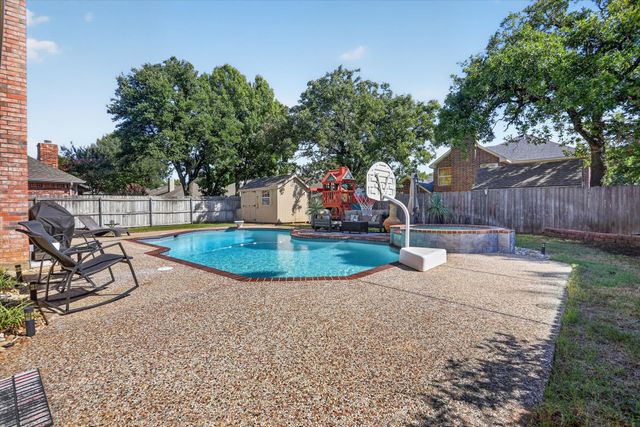 3804 Oak Park Drive, Flower Mound, TX 75028