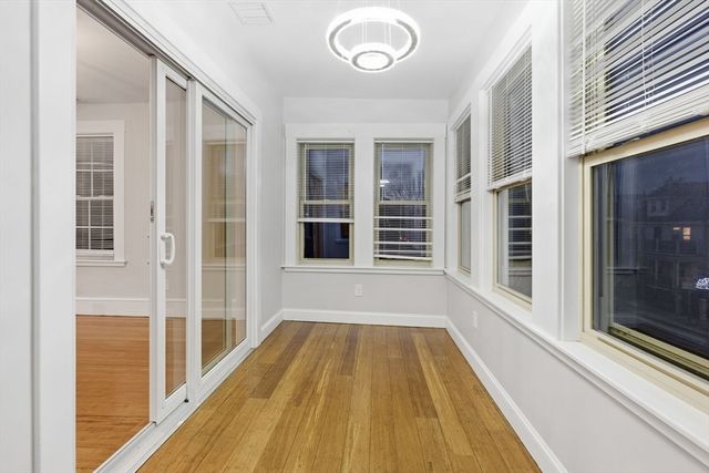 318 Concord Ave 2, Cambridge, MA 02138