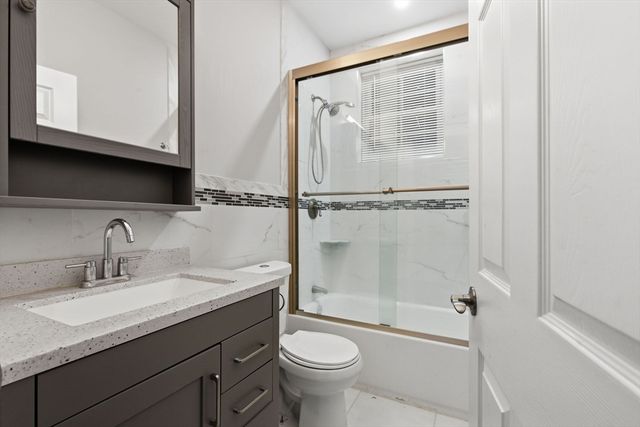 318 Concord Ave 2, Cambridge, MA 02138