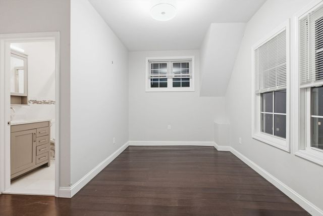 318 Concord Ave 2, Cambridge, MA 02138