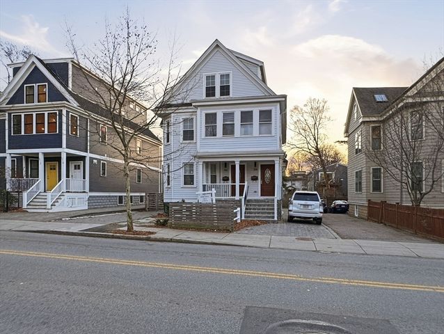 318 Concord Ave 2, Cambridge, MA 02138