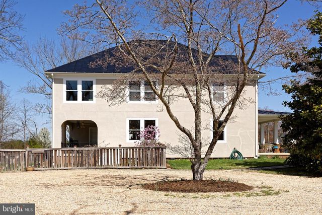 4048 RECTORTOWN RD, Marshall, VA 20115