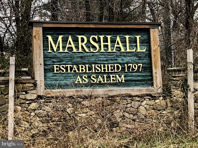 4048 RECTORTOWN RD, Marshall, VA 20115