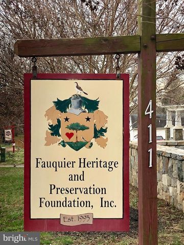 4048 RECTORTOWN RD, Marshall, VA 20115