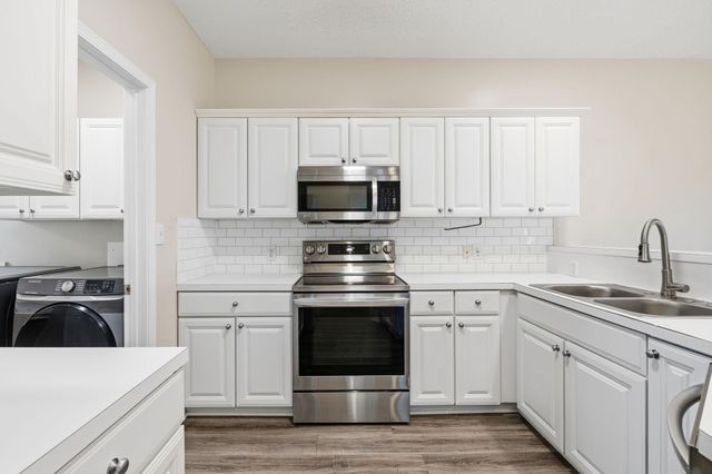 5049 Glenbrook Dr Apt 204, Myrtle Beach, SC 29579