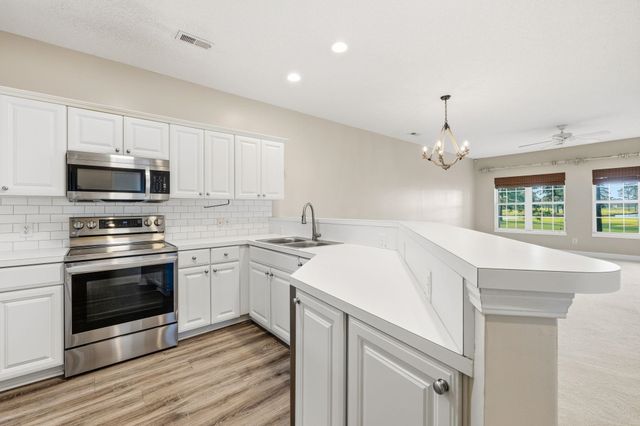 5049 Glenbrook Dr Apt 204, Myrtle Beach, SC 29579