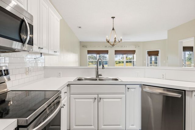 5049 Glenbrook Dr Apt 204, Myrtle Beach, SC 29579