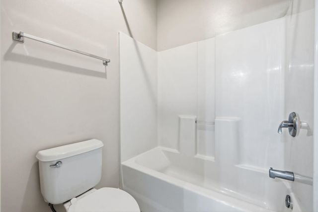 5049 Glenbrook Dr Apt 204, Myrtle Beach, SC 29579