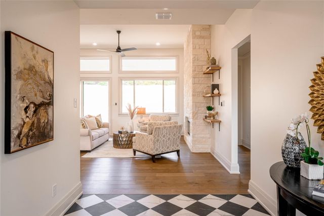 20602 Deep CRK, Lago Vista, TX 78645