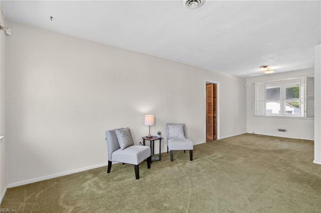 8052 Lynnbrook DR, Norfolk, VA 23518