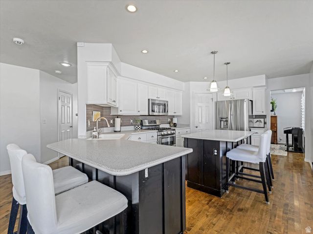9583 S SWALLOWTAIL CIR, South Jordan, UT 84095