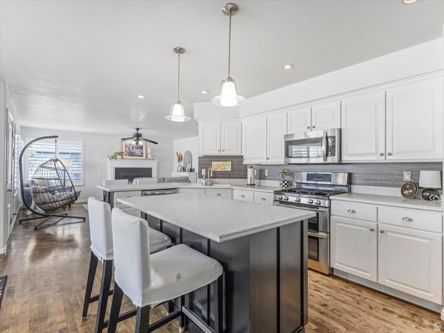 9583 S SWALLOWTAIL CIR, South Jordan, UT 84095