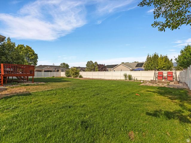9583 S SWALLOWTAIL CIR, South Jordan, UT 84095