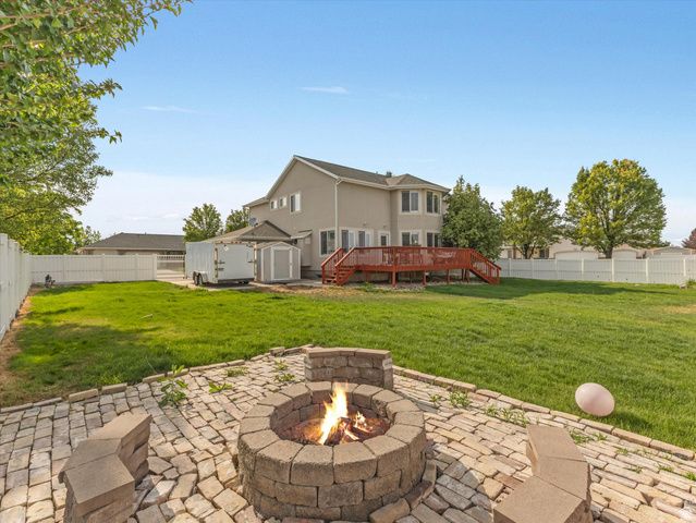 9583 S SWALLOWTAIL CIR, South Jordan, UT 84095